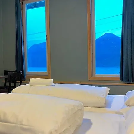 Winjum Stegastein بيت شباب *