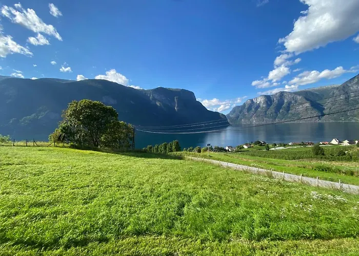 Hostel Winjum Stegastein *